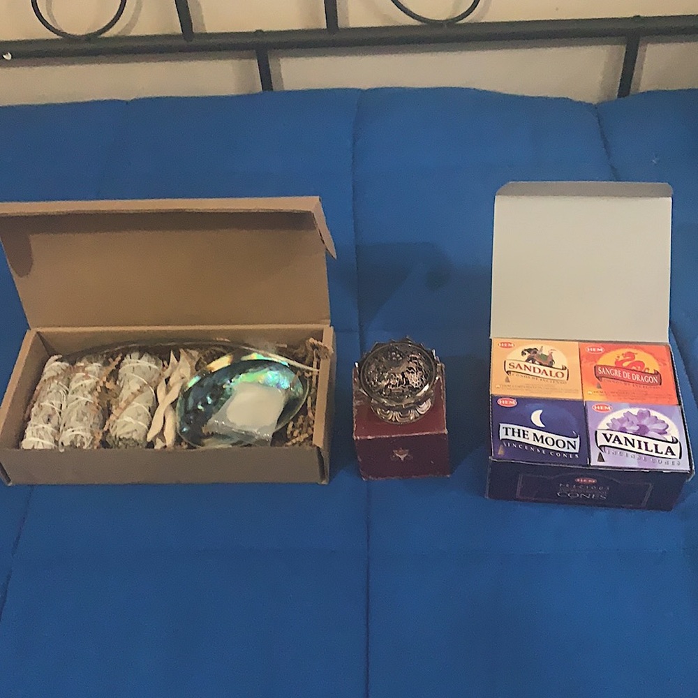3 items for Smudging kit, incense cones n burner! - Picture 4 of 4